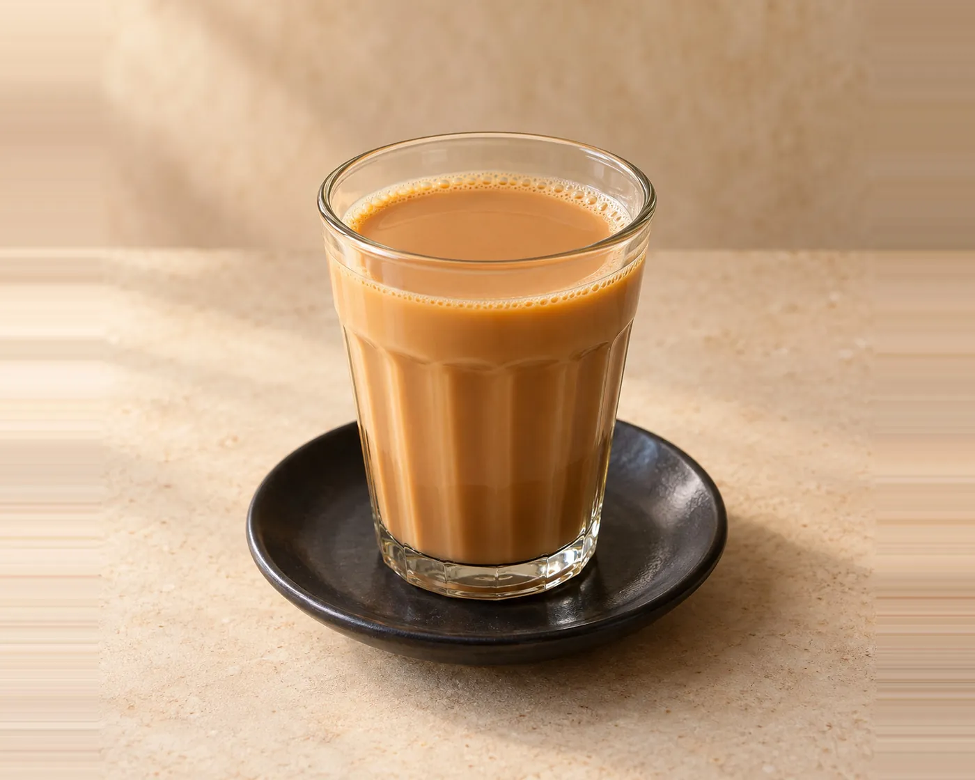 Chai : l’histoire du thé aux épices, de l’Assam aux chaiwalas